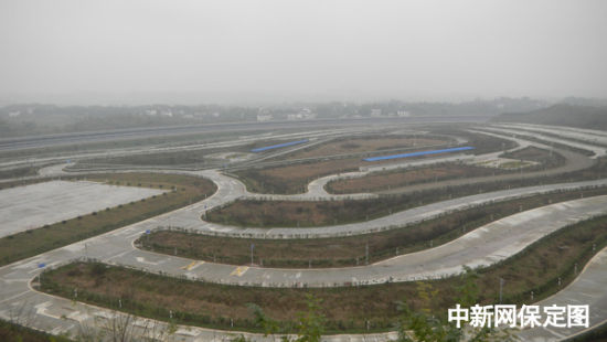 首页 经销商信息 > 正文 位于重庆垫江的长安汽车综合试验场局部.