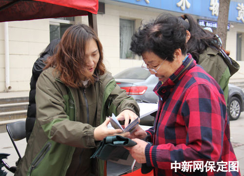 图:保定供水公司开展世界水日宣传