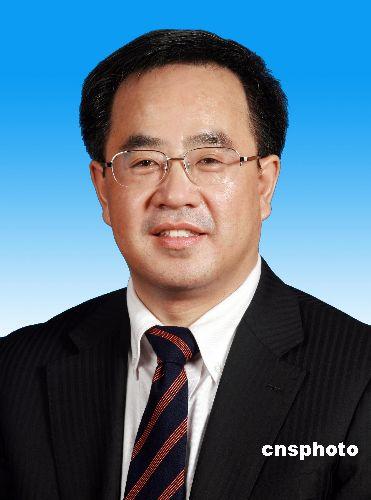 河北新任省长胡春华屡刷中国官员最年轻纪录