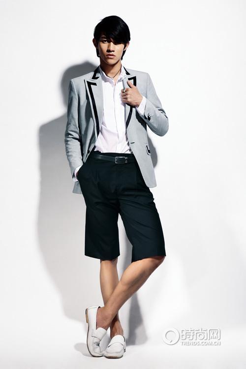 西装短裤最时尚