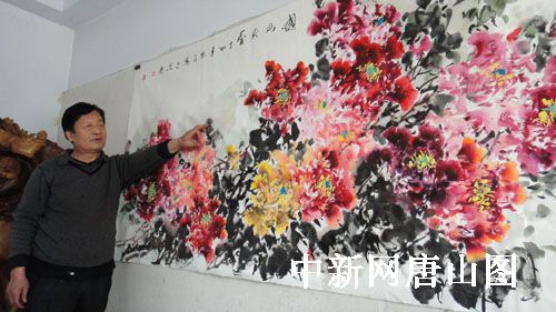     画家杨德民:十八朵牡丹画真情